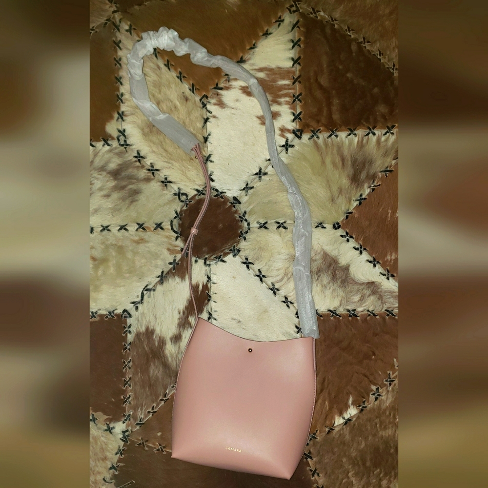 Brand new pink samara purse!
